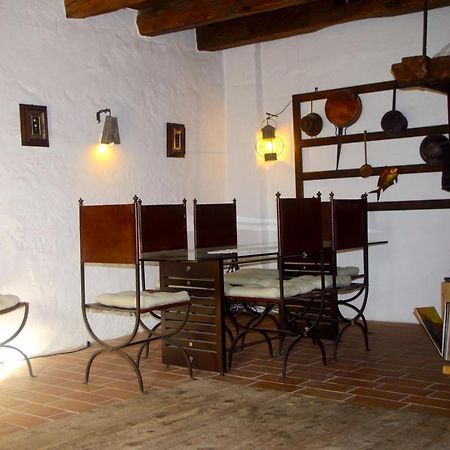 La Casa Altrui- Camere E Zona Relax Con Giardino Coredo Eksteriør bilde