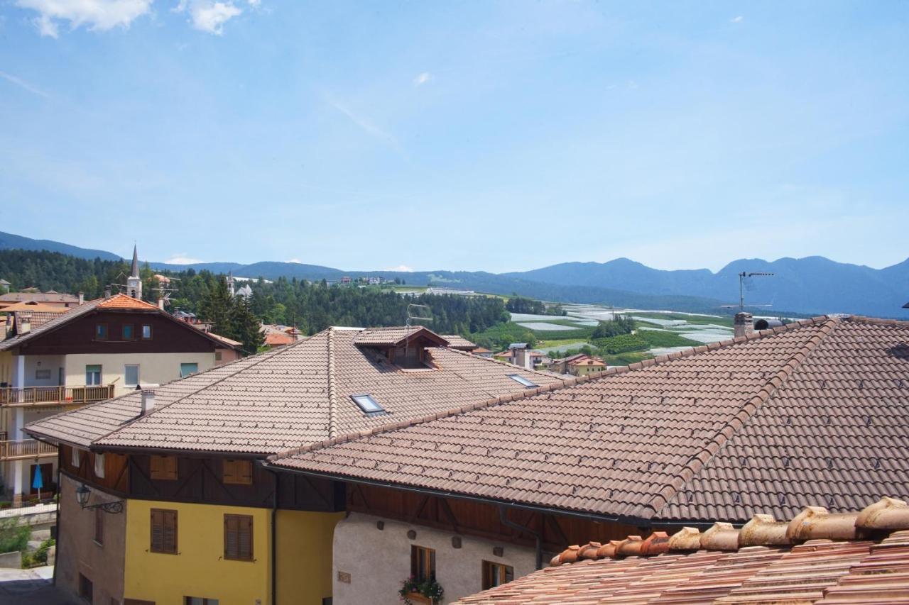 La Casa Altrui- Camere E Zona Relax Con Giardino Coredo Eksteriør bilde