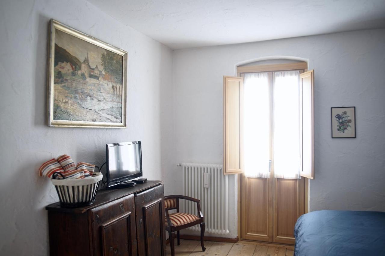 La Casa Altrui- Camere E Zona Relax Con Giardino Coredo Eksteriør bilde