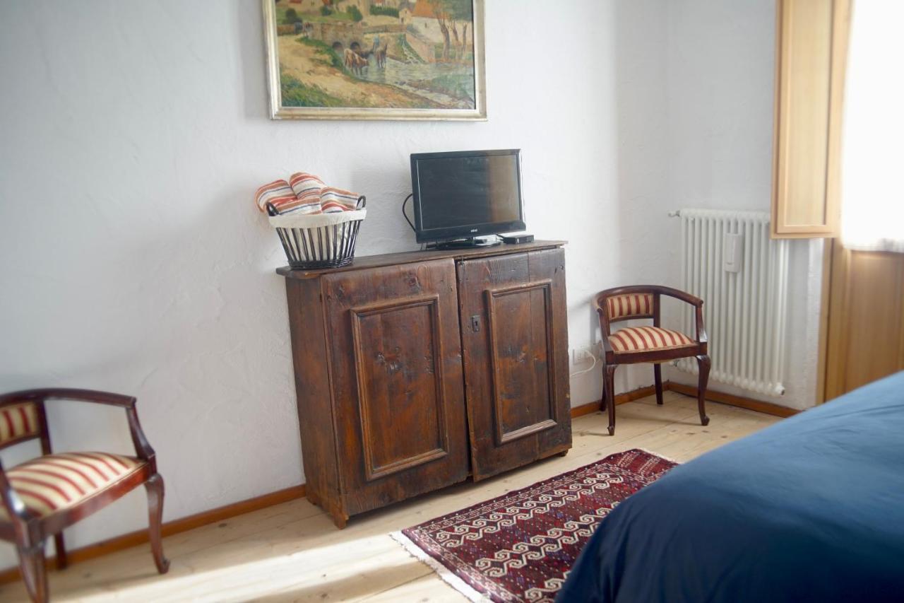 La Casa Altrui- Camere E Zona Relax Con Giardino Coredo Eksteriør bilde